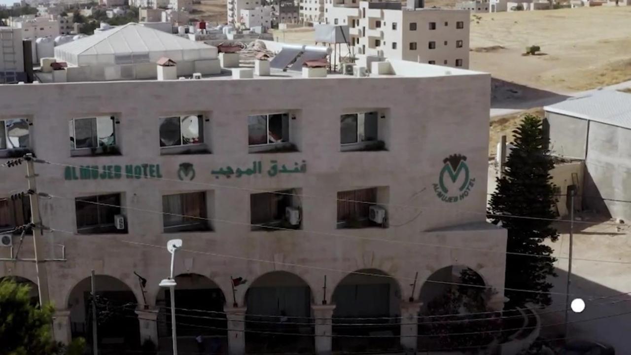 卡拉克 Al-Mujeb酒店 外观 照片